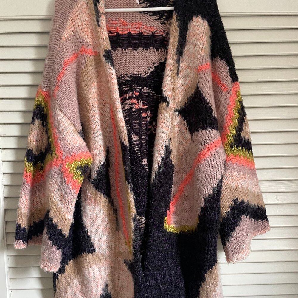 Free People petals cardigan pink and black oversized size Medium